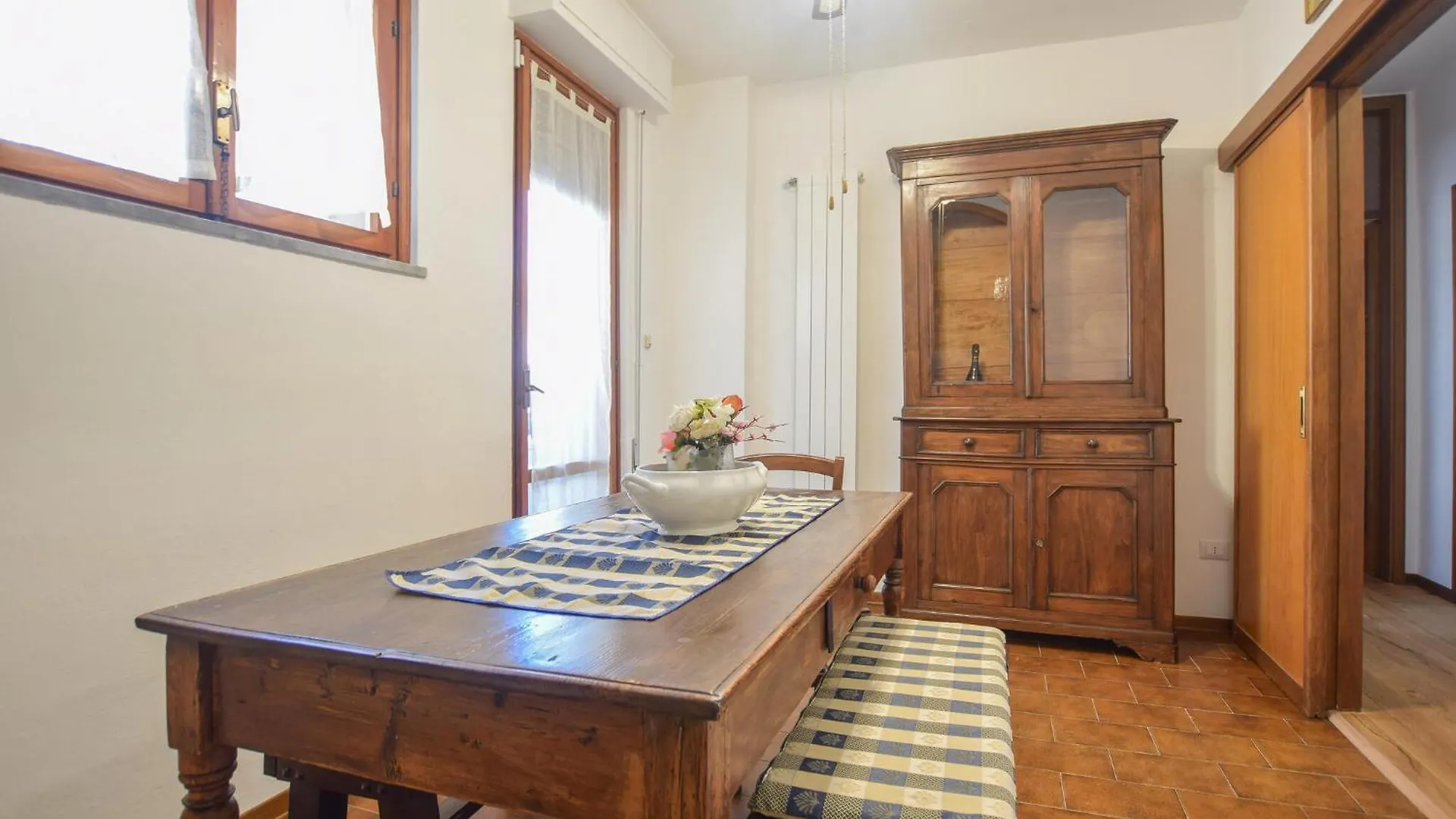 2 Bedroom Gorgeous Apartment In Lido Di Camaiore